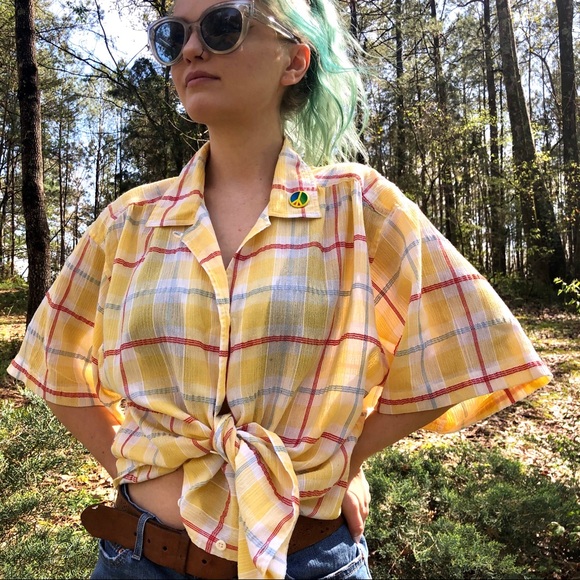 Koret Tops - Vintage Koret Gauzy Windowpane Plaid Top XL
